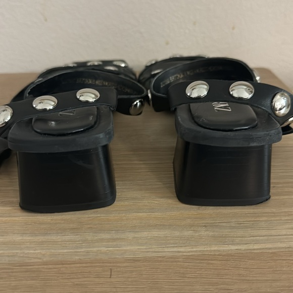 Zara EUC Block Heel Leatherwith Metal Stud Sandals - Picture 8 of 13